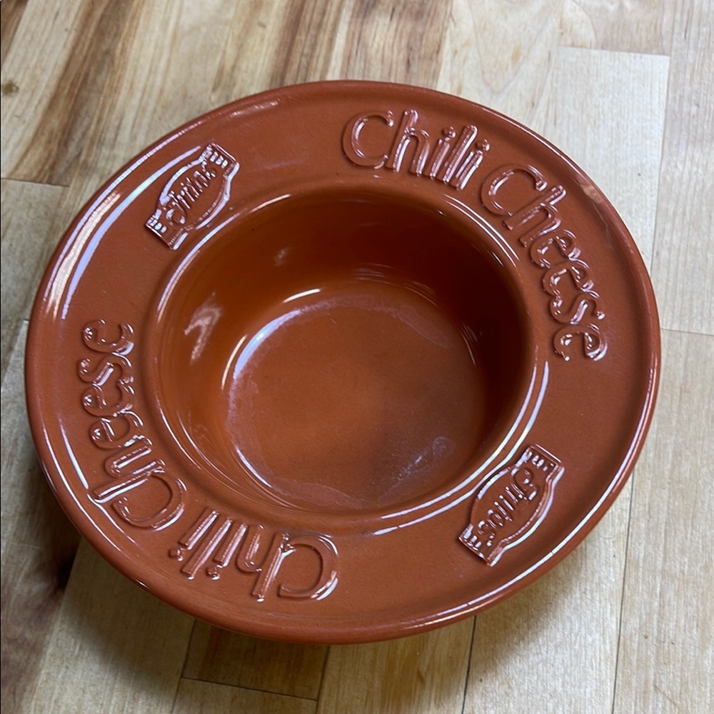 1986 Vintage Chili Cheese Bowl